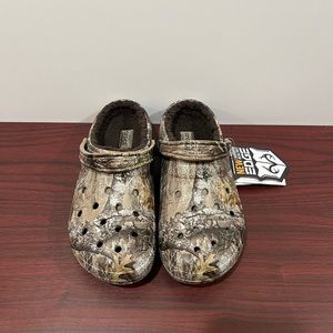 Crocs x Realtree Faux Fur Lined, Men’s 10